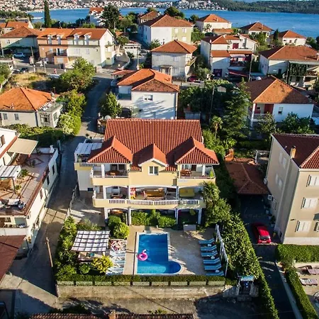 Kasalo Vendégház 3*