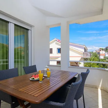 Kasalo 3* Trogir